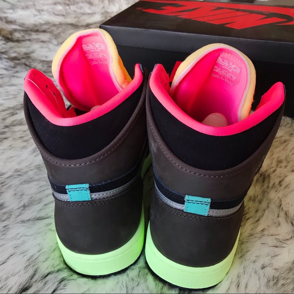 Air Jordan 1 Retro High OG Tokyo Bio Hack - Picture 5 of 13